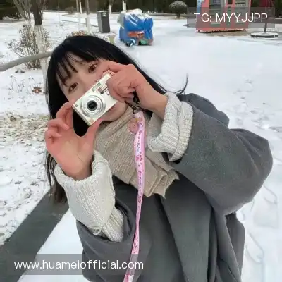 劳麟非